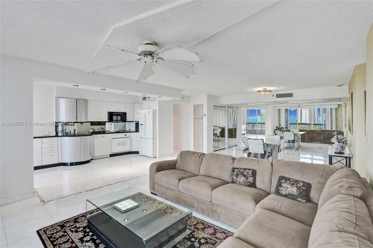 19101 Mystic Pointe Dr, Unit 1711, Aventura, FL 33180 Photo