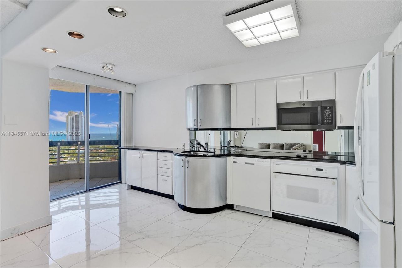 19101 Mystic Pointe Dr, Unit 1711, Aventura, FL 33180 Photo