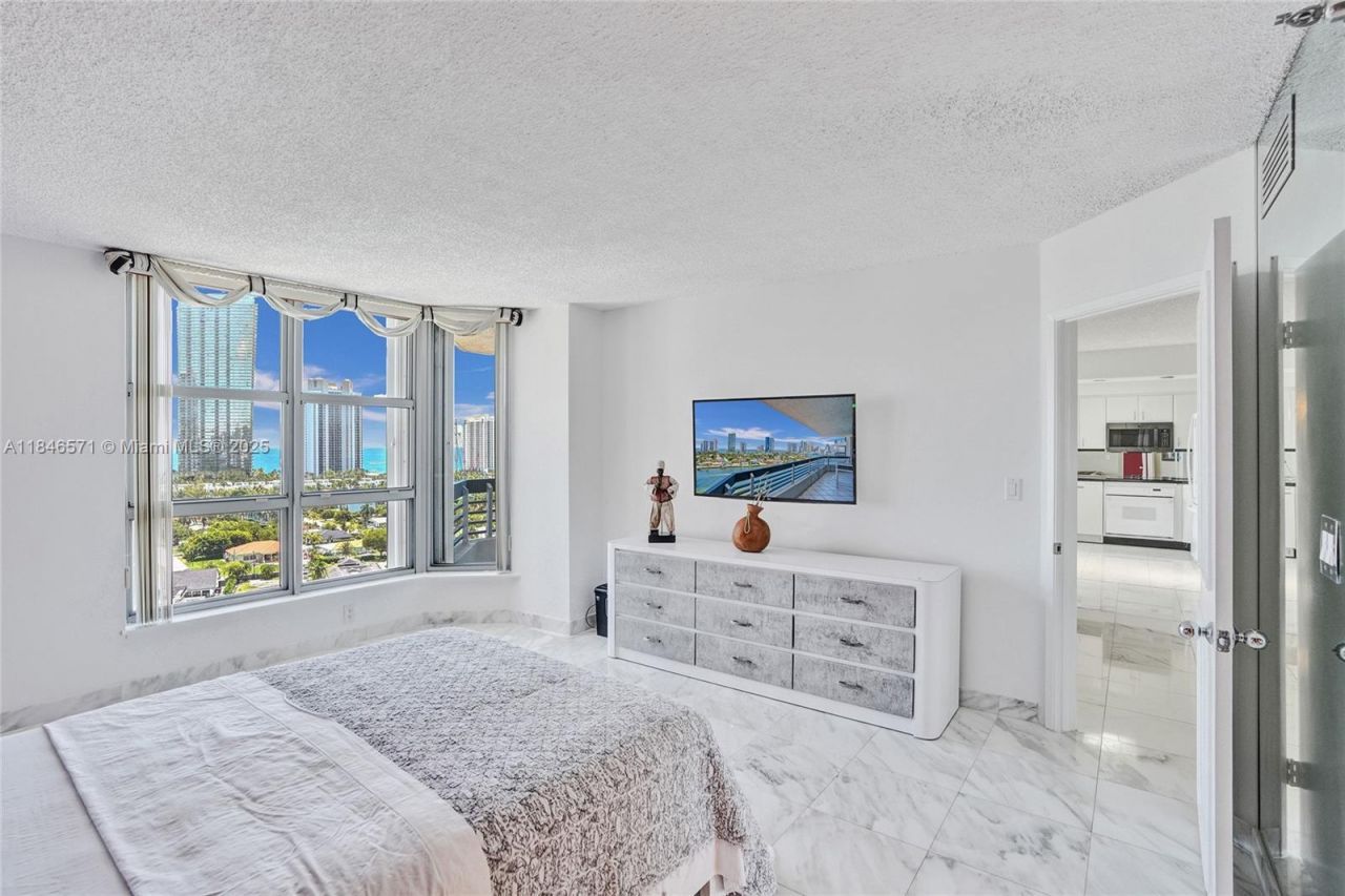 19101 Mystic Pointe Dr, Unit 1711, Aventura, FL 33180 Photo