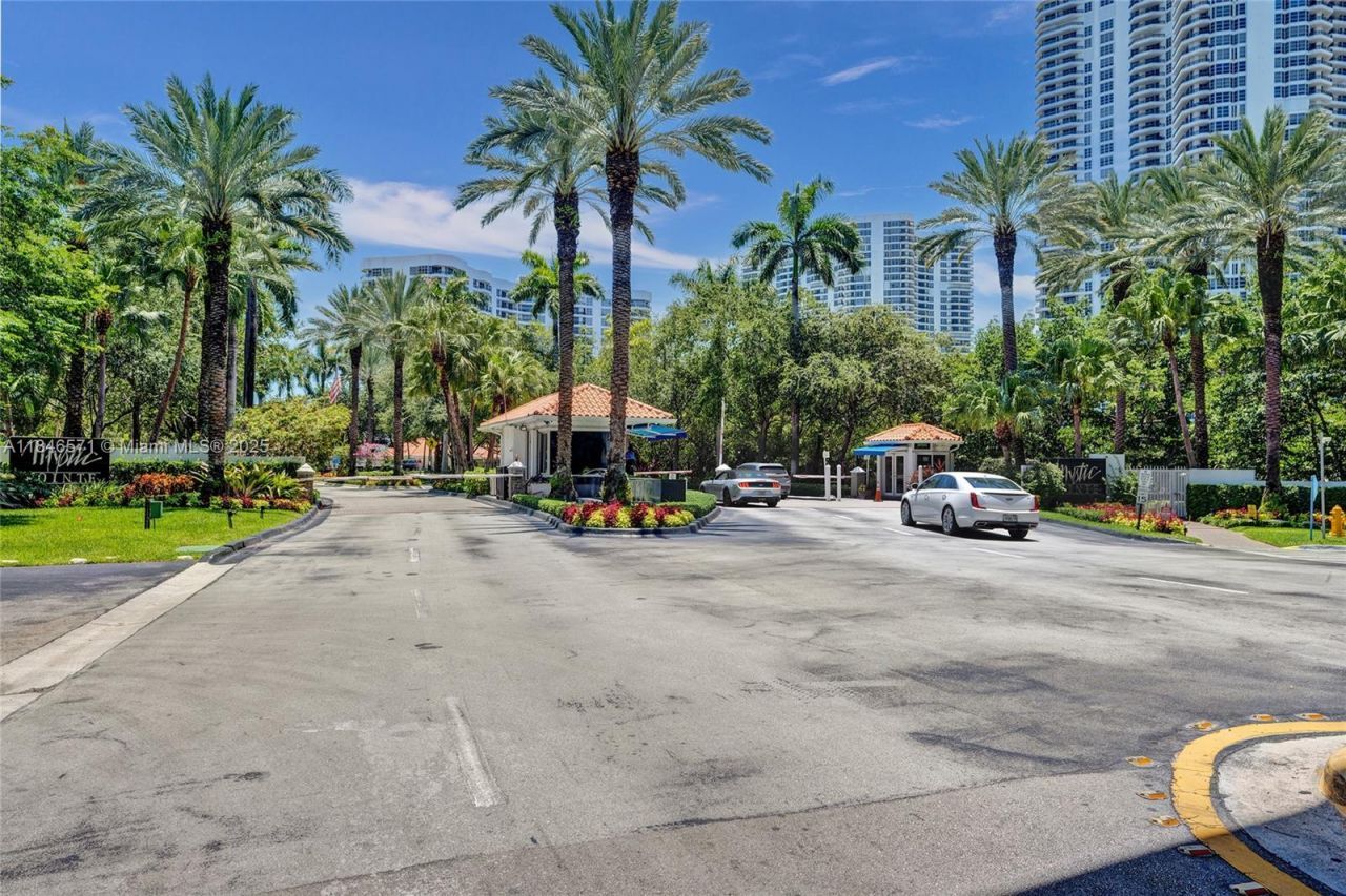 19101 Mystic Pointe Dr, Unit 1711, Aventura, FL 33180 Photo