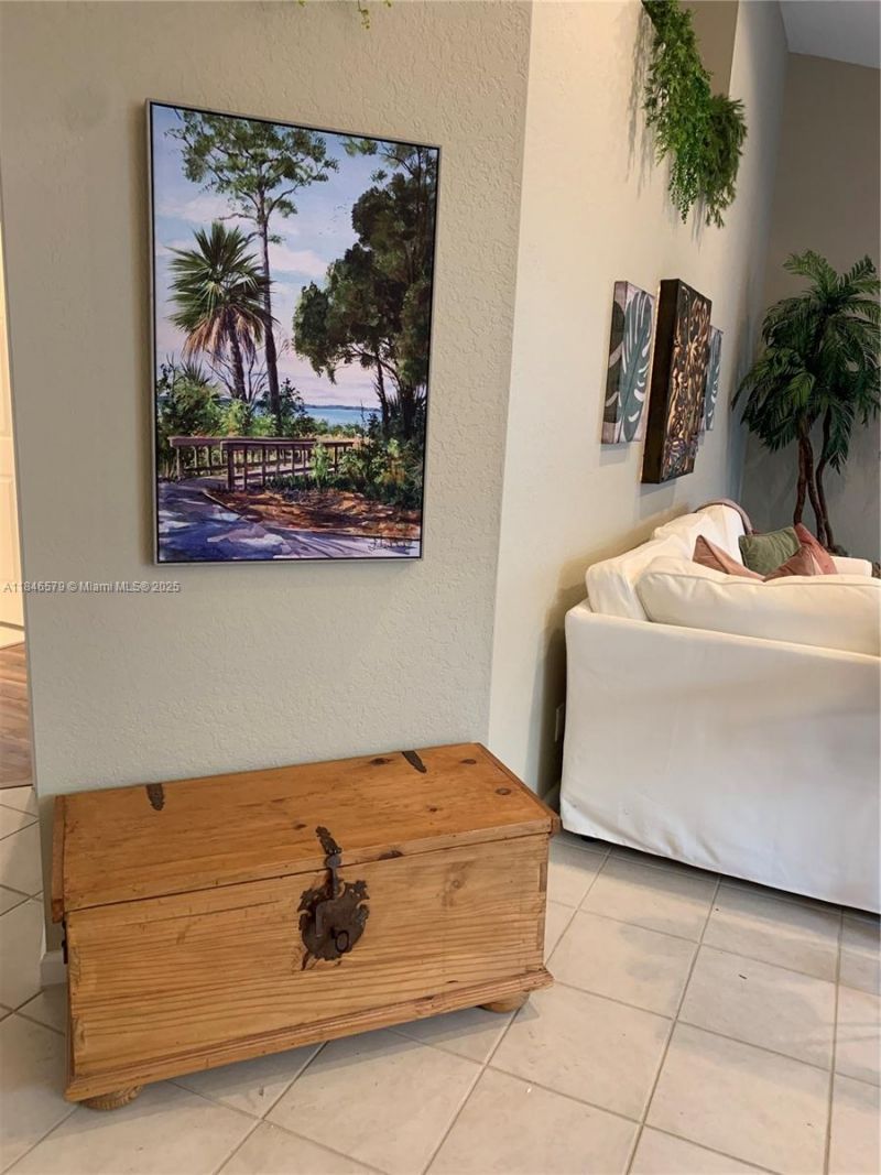 231 W Canterbury Dr W, Palm Beach Gardens, FL 33418 Photo