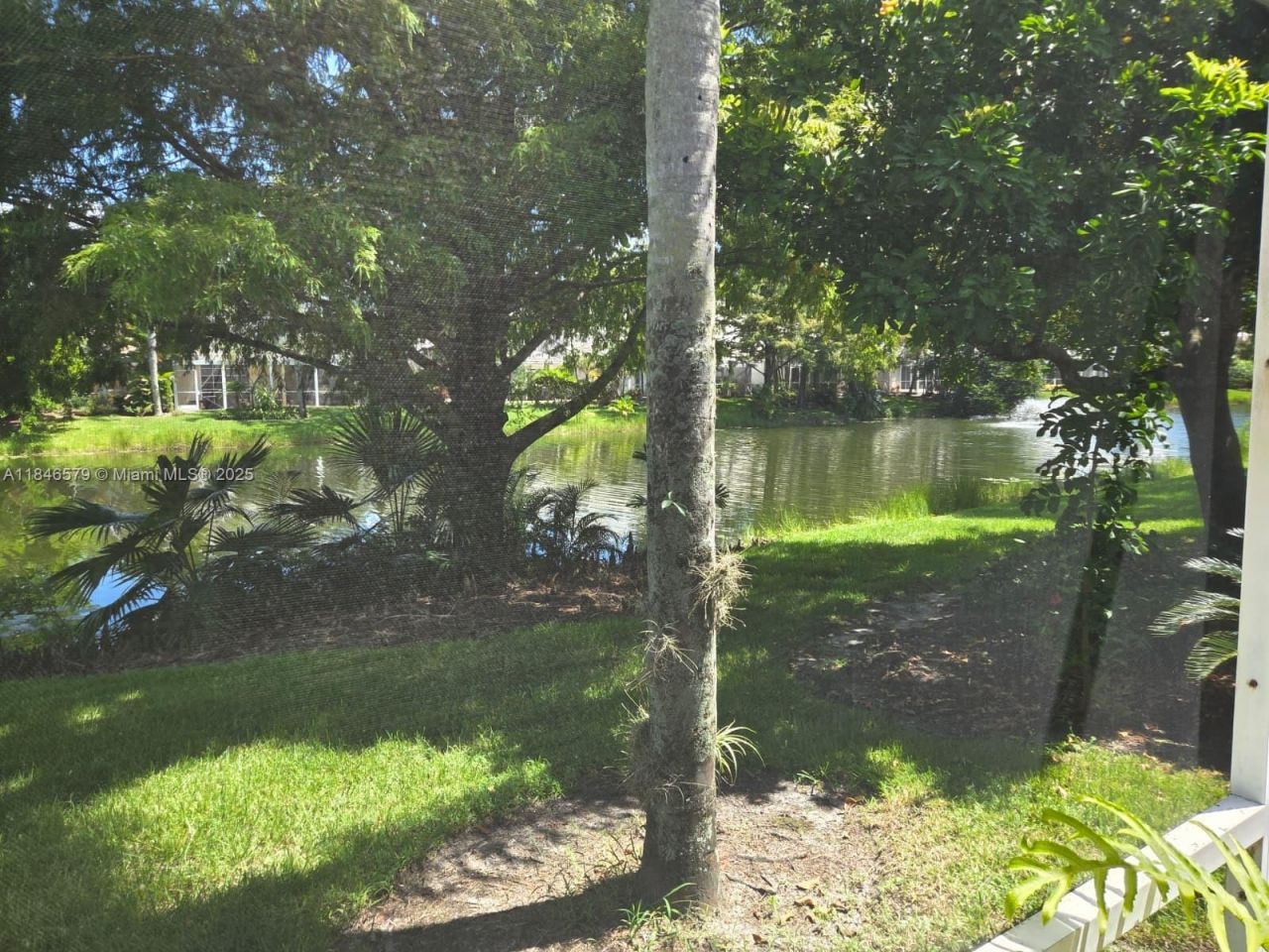 231 W Canterbury Dr W, Palm Beach Gardens, FL 33418 Photo