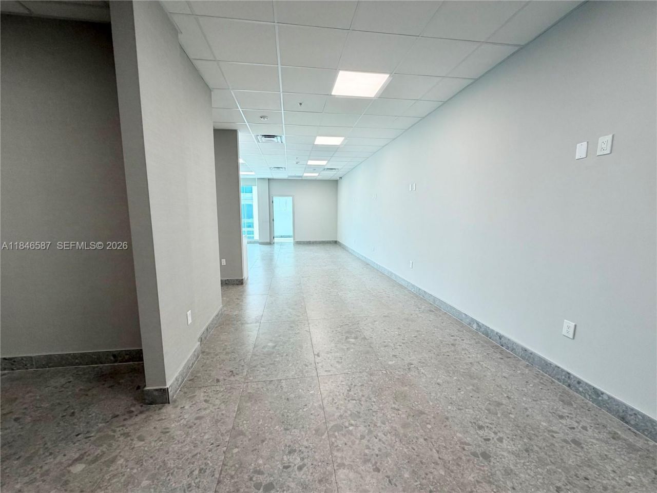 2820 NE 214th St, Unit 1001, Aventura, FL 33180 Photo