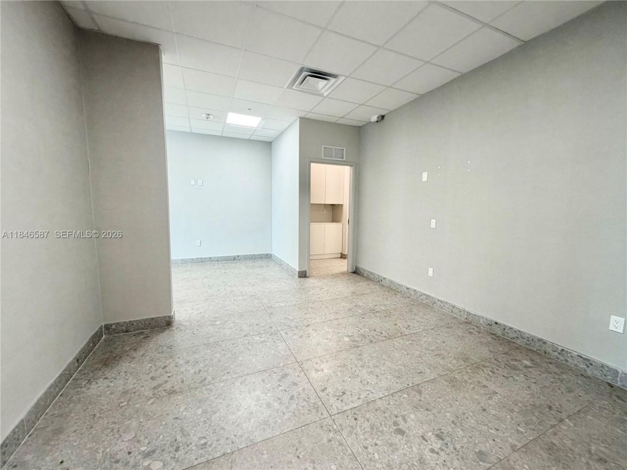2820 NE 214th St, Unit 1001, Aventura, FL 33180 Photo
