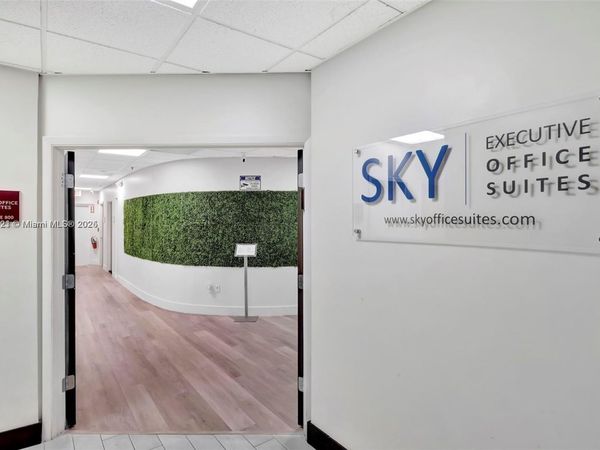 12550 Biscayne Blvd, Unit 800-11, North Miami, FL 33181