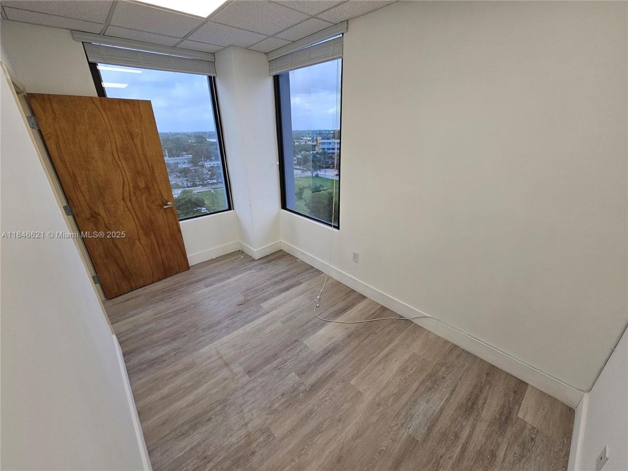 12550 Biscayne Blvd, Unit 800-11, North Miami, FL 33181 Photo