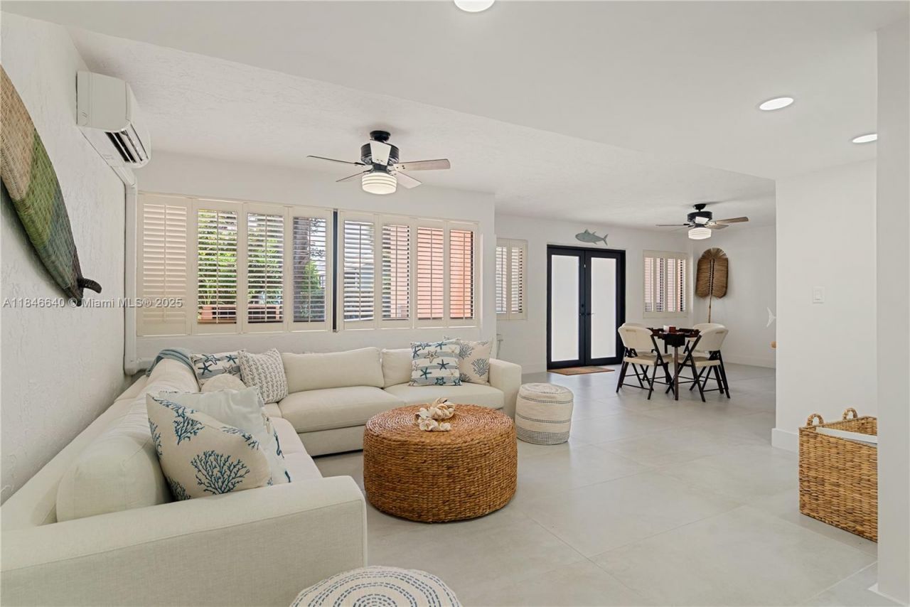 9812 Windward Ave, Key Largo, FL 33037 Photo