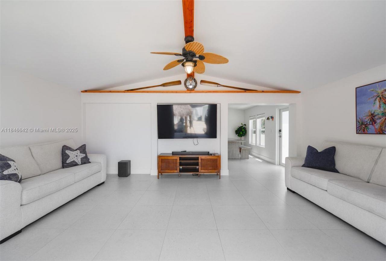 11 Mockingbird Rd, Key Largo, FL 33037 Photo