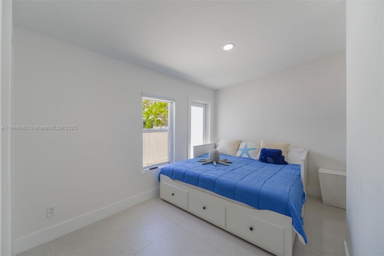 11 Mockingbird Rd, Key Largo, FL 33037 Photo