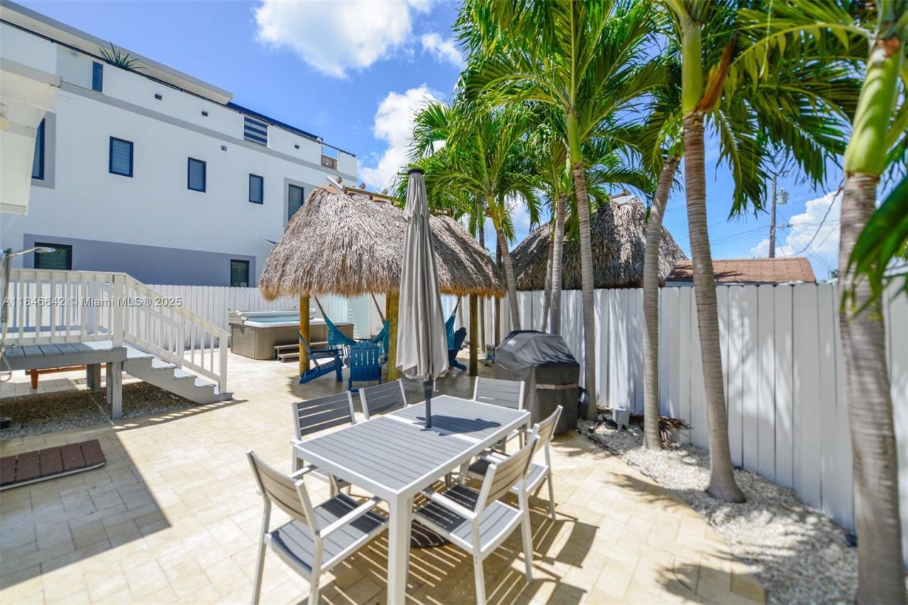 11 Mockingbird Rd, Key Largo, FL 33037 Photo