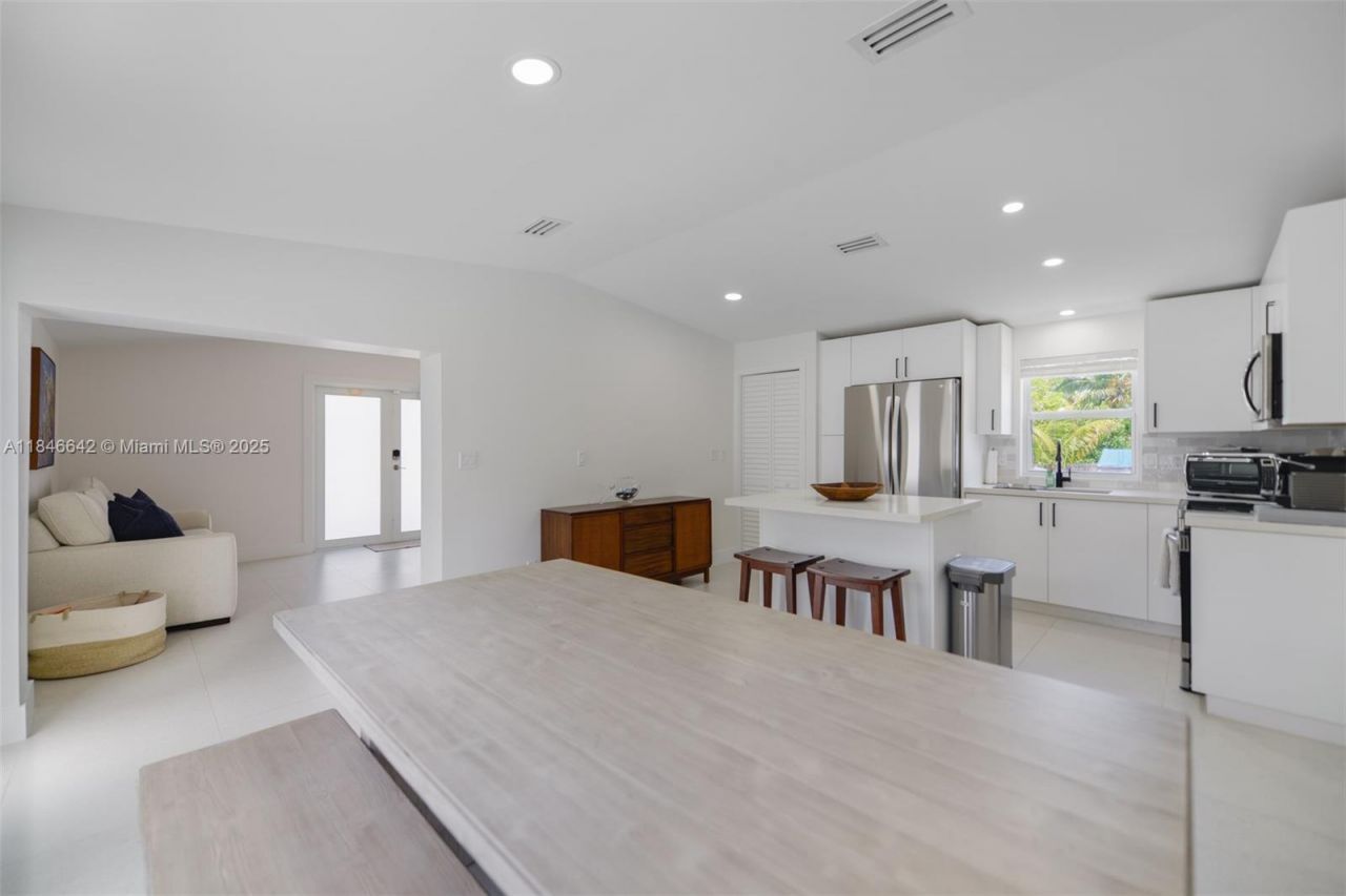 11 Mockingbird Rd, Key Largo, FL 33037 Photo