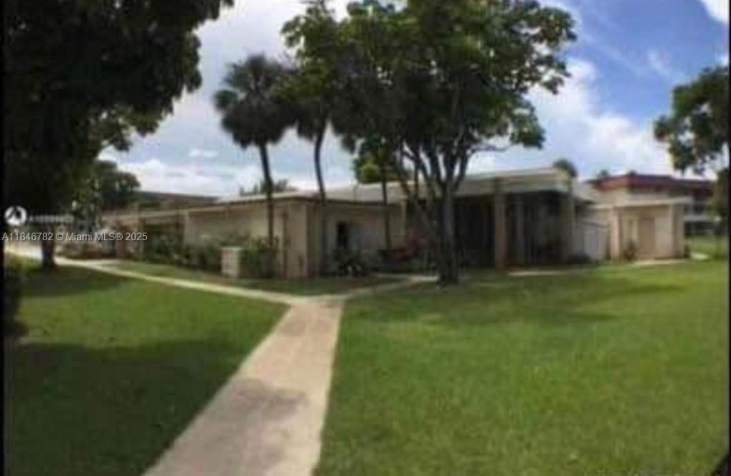 1530 NE 191st St, Unit 145, Miami, FL 33179 Photo