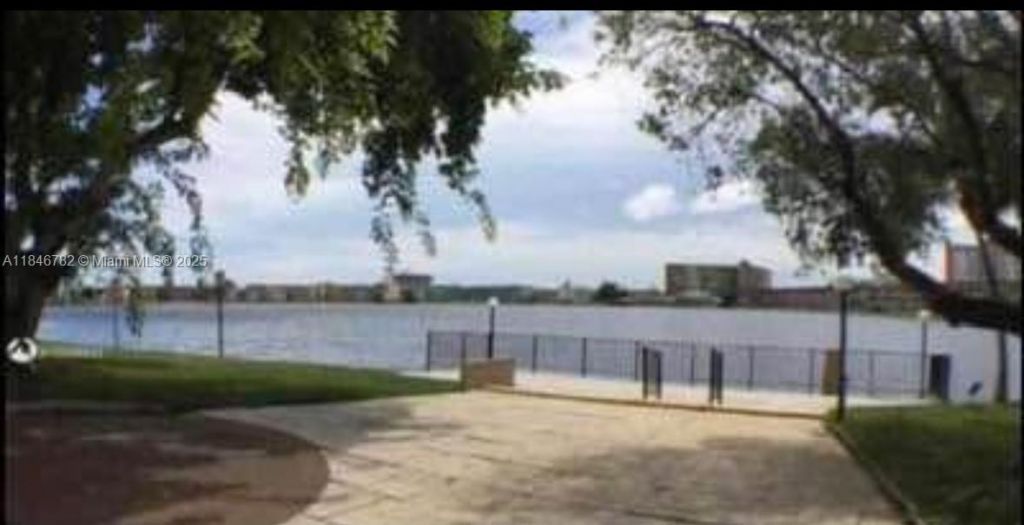 1530 NE 191st St, Unit 145, Miami, FL 33179 Photo