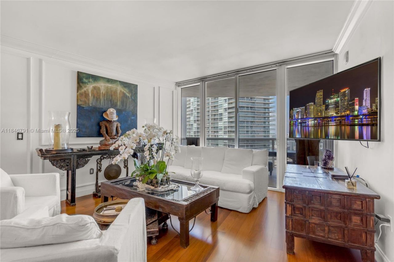 400 Alton Rd, Unit 2409, Miami Beach, FL 33139 Photo