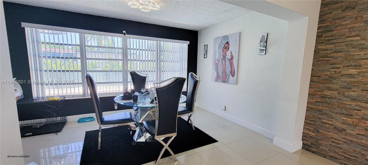 2649 Bahama Dr, Miramar, FL 33023 Photo