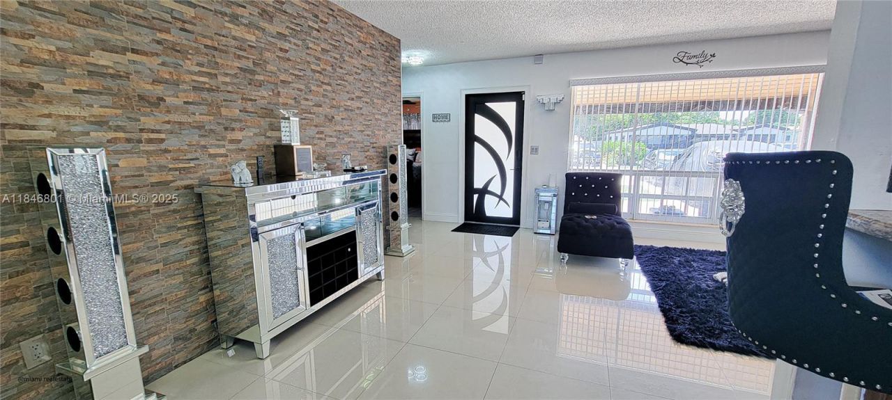 2649 Bahama Dr, Miramar, FL 33023 Photo