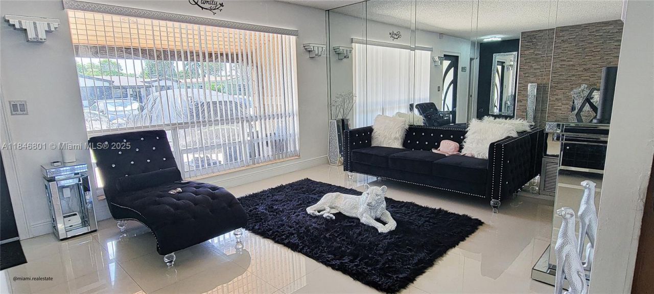 2649 Bahama Dr, Miramar, FL 33023 Photo