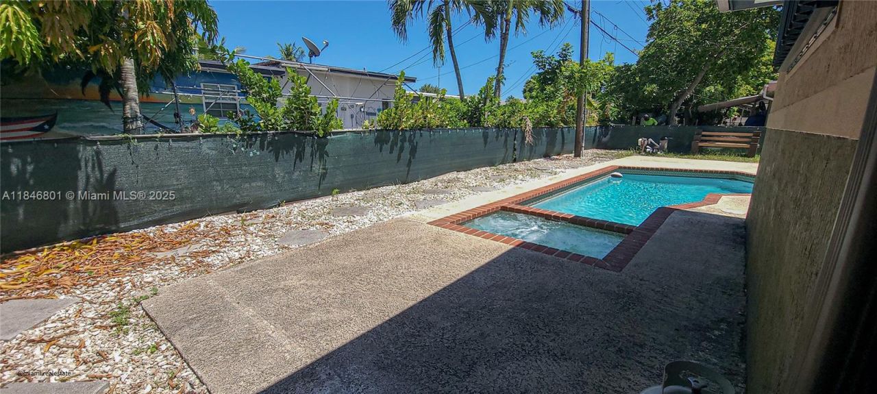 2649 Bahama Dr, Miramar, FL 33023 Photo