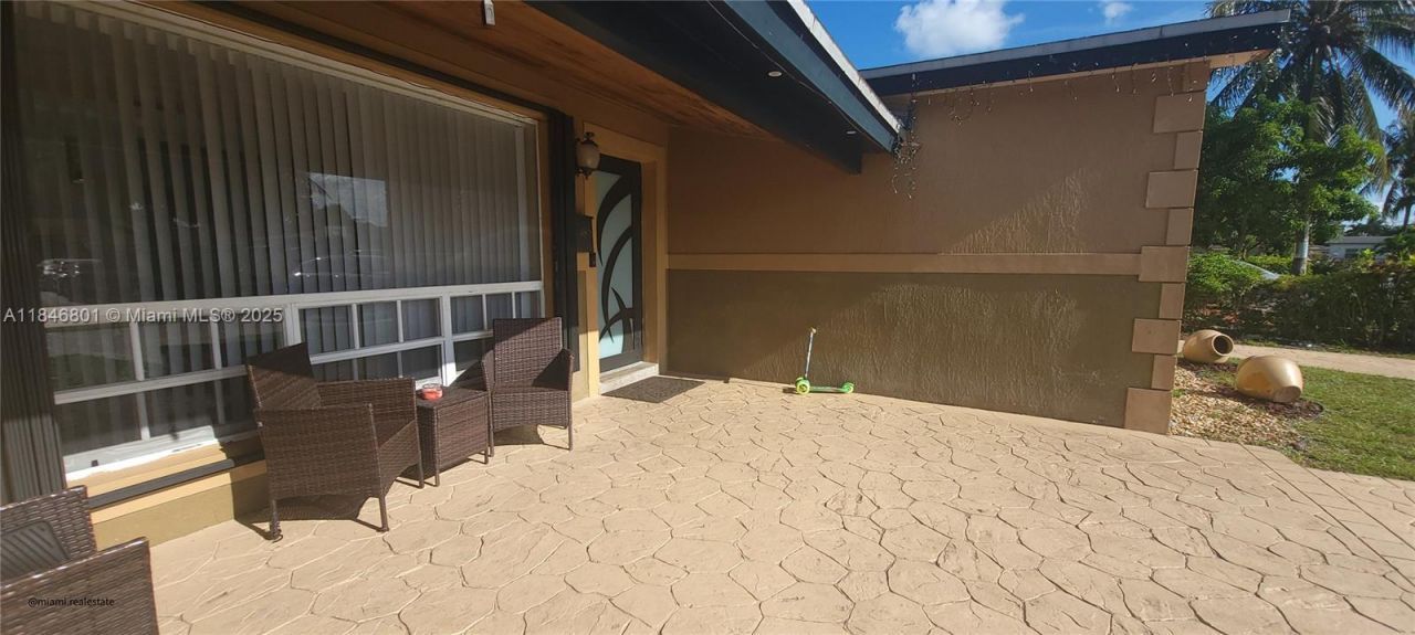 2649 Bahama Dr, Miramar, FL 33023 Photo