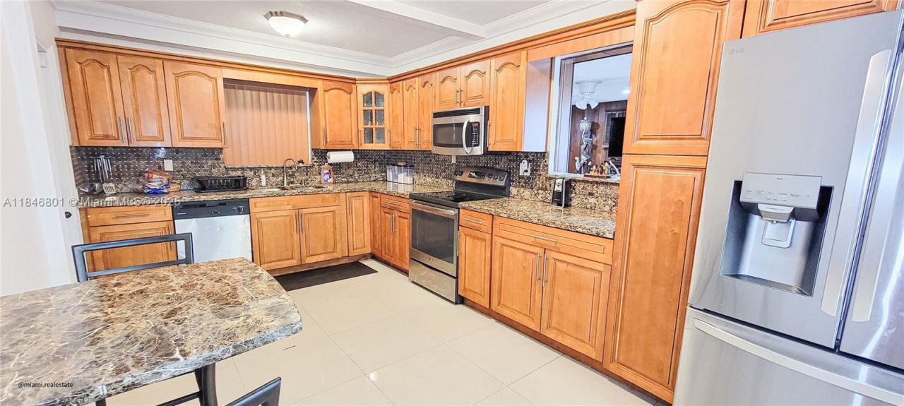 2649 Bahama Dr, Miramar, FL 33023 Photo