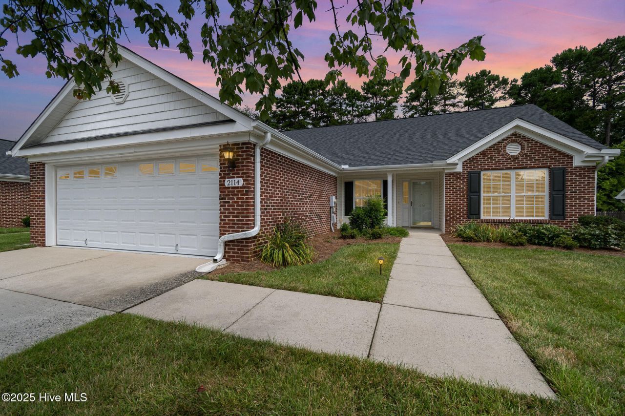 2114 Sweetbay Circle, Burlington, NC 27215 Main Photo