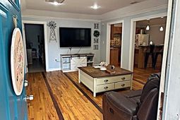 705 Fogel St. photo 4