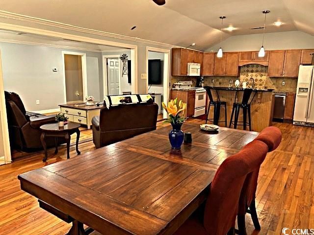 705 Fogel St. Photo 7