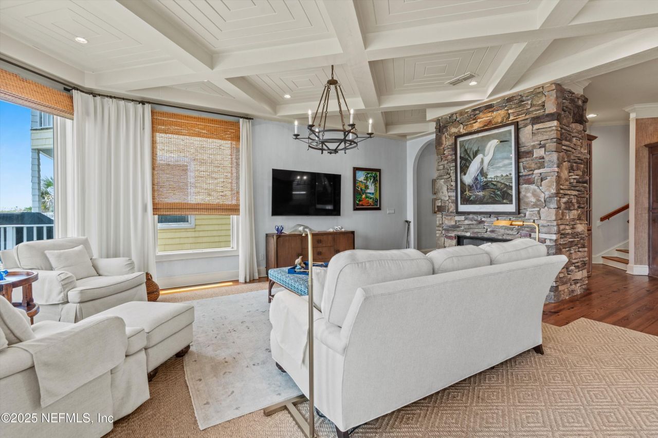 1819 Ocean Drive S, Jacksonville Beach, FL 32250 Photo