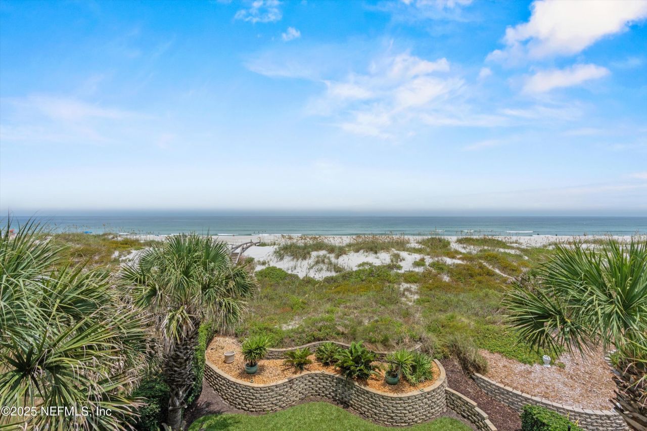 1819 Ocean Drive S, Jacksonville Beach, FL 32250 Photo