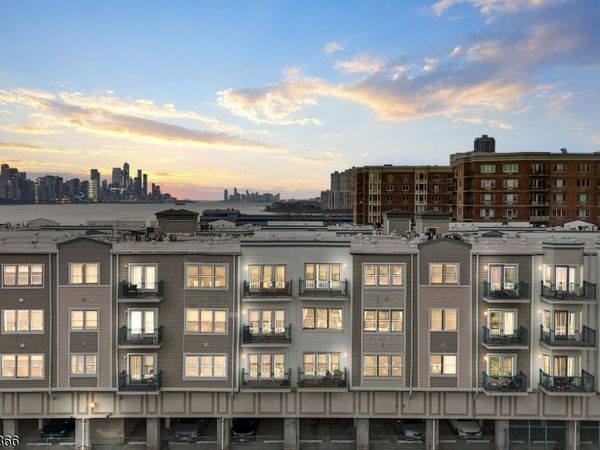 344 The Promenade, Edgewater, NJ 07020