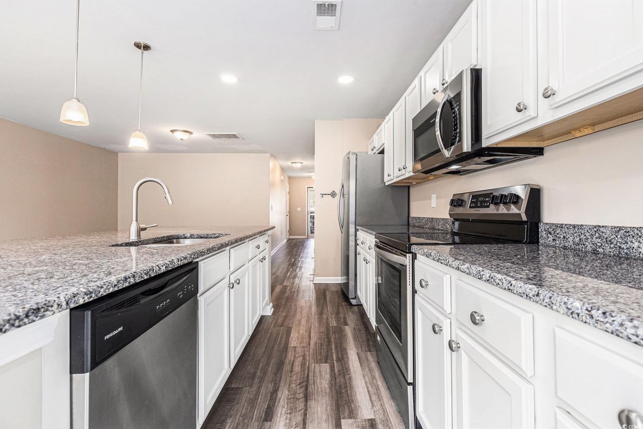 1038 Tee Shot Dr. Photo 14