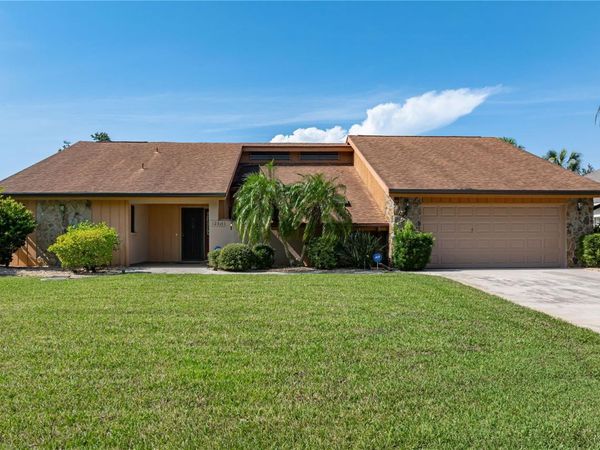 12313 SW KINGSWAY CIRCLE, LAKE SUZY, FL 34269