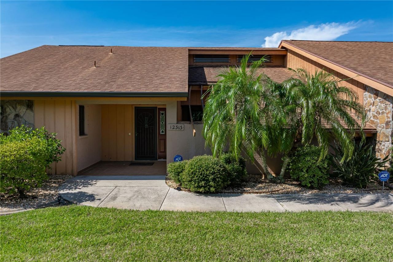 12313 SW Kingsway Circle, Lake Suzy, FL 34269 Photo