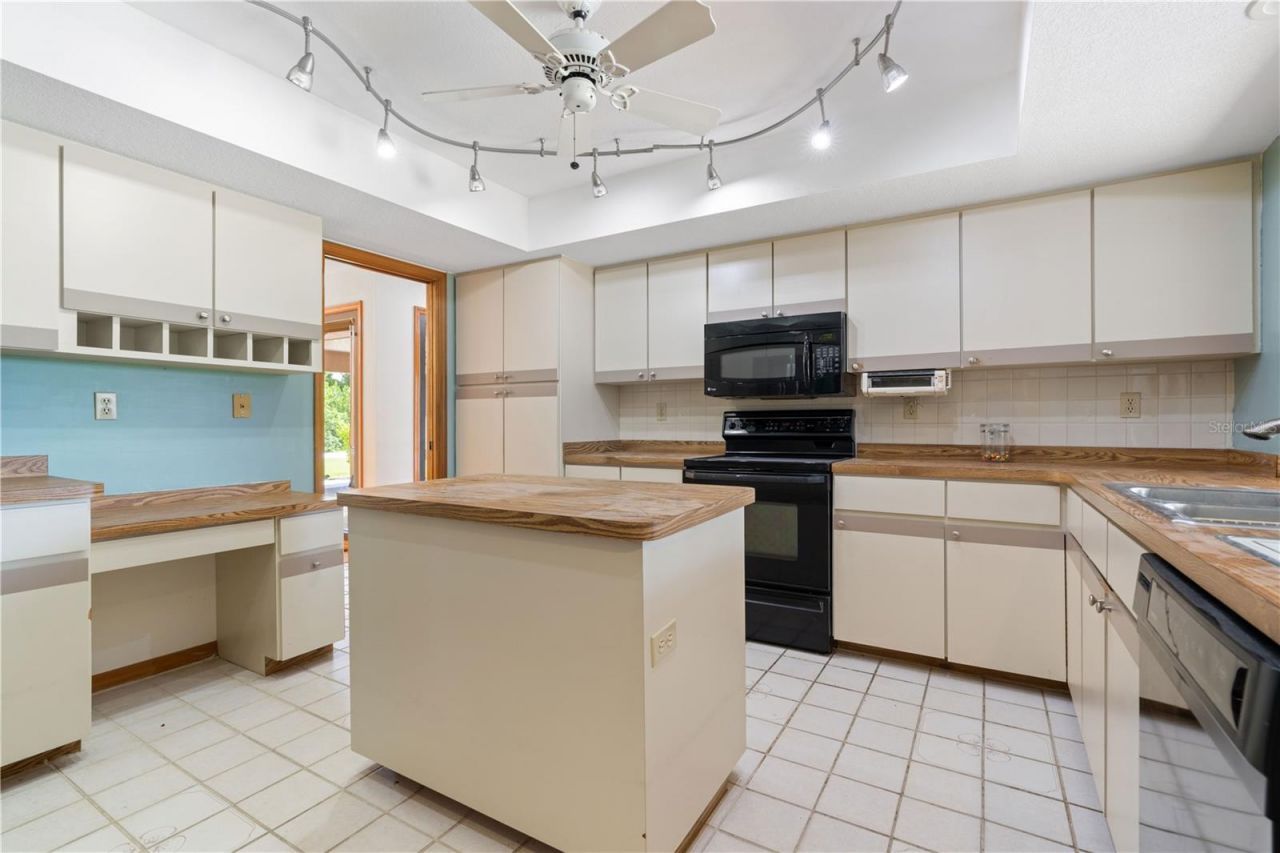 12313 SW Kingsway Circle, Lake Suzy, FL 34269 Photo