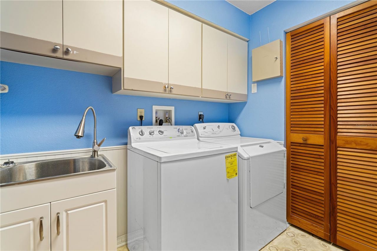 12313 SW Kingsway Circle, Lake Suzy, FL 34269 Photo