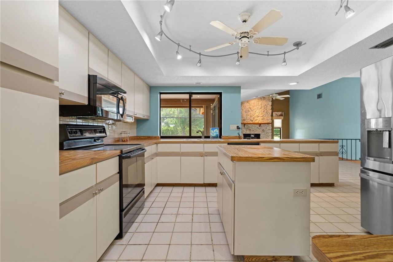 12313 SW Kingsway Circle, Lake Suzy, FL 34269 Photo