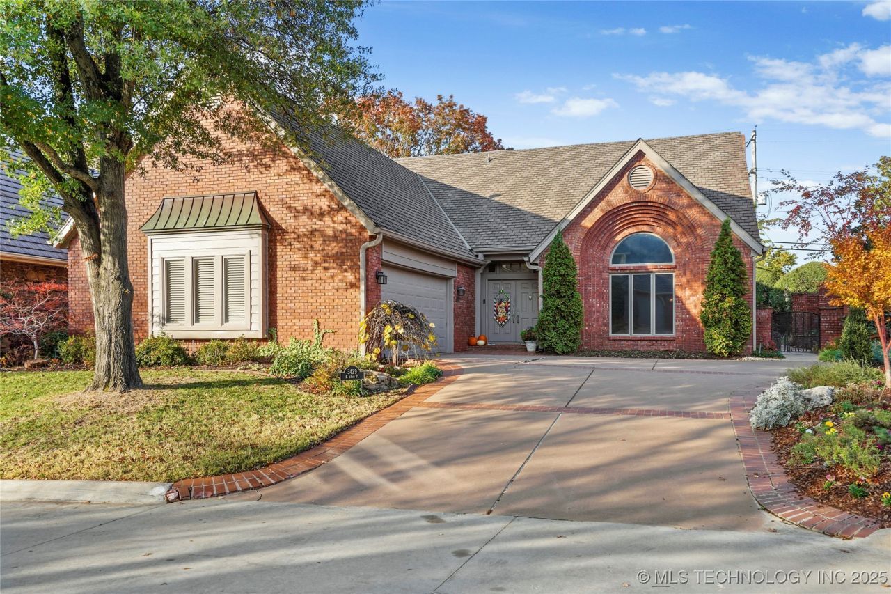 3429 E 58th Place, Tulsa, OK 74135 Main Photo