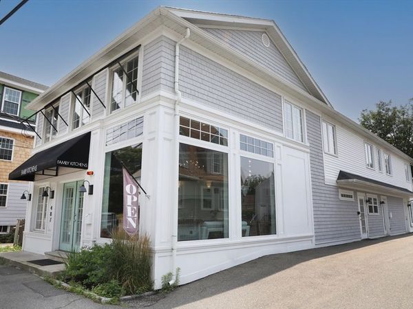 487 Humphrey St, Swampscott, MA 01907