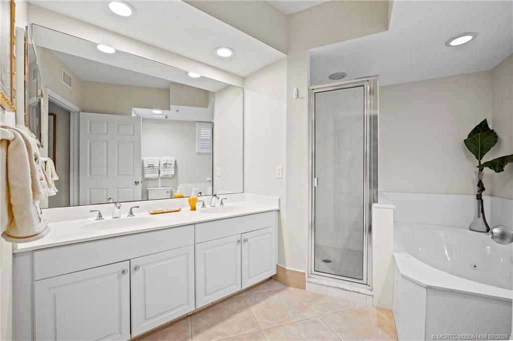 5799 NE Island Cove Way, Unit 1101, Stuart, FL 34996 Photo