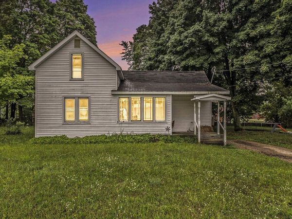 314 South Street E, Buckley, MI 49620