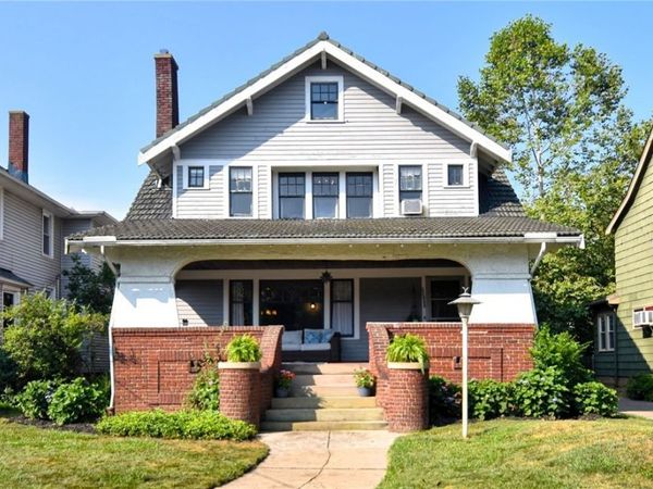 17930 Rosecliff Road, Cleveland, OH 44119