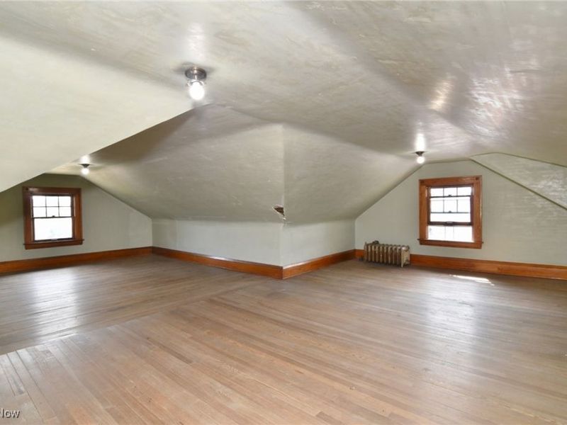 17930 Rosecliff Road, Cleveland, OH 44119 Photo 38