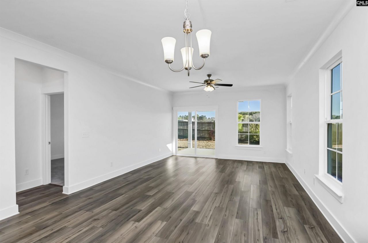 182 Secretariat Street Photo 11