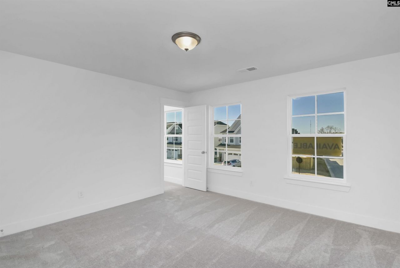 182 Secretariat Street Photo 22