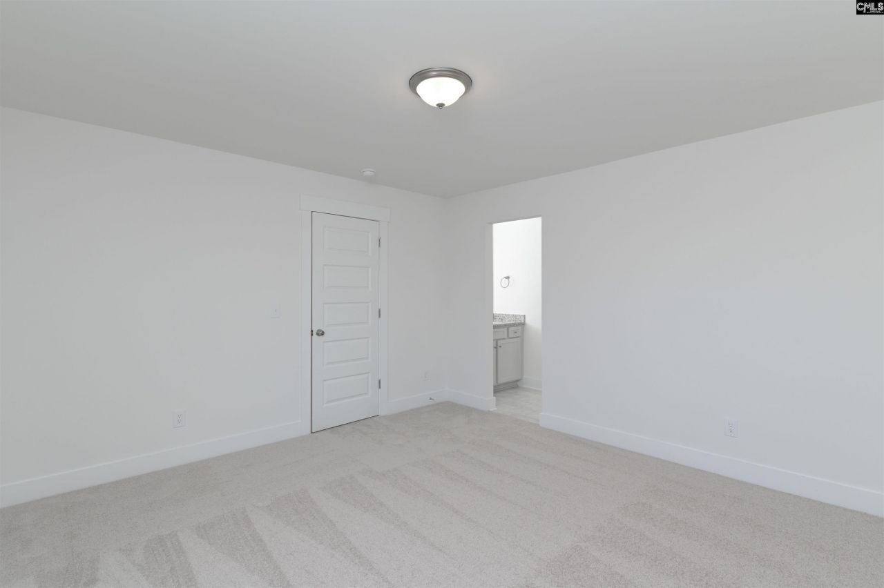 182 Secretariat Street Photo 32