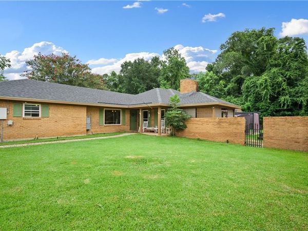 4030 Hillcrest Lane W, Mobile, AL 36693