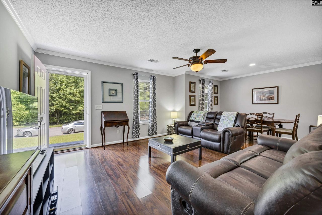 329 Libby Lane Photo 5