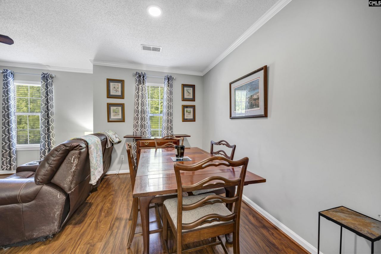 329 Libby Lane Photo 6