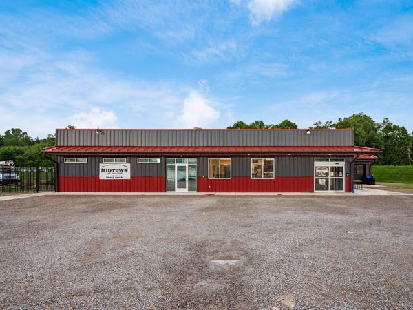 34 Potters Lane, Roseville, OH 43777