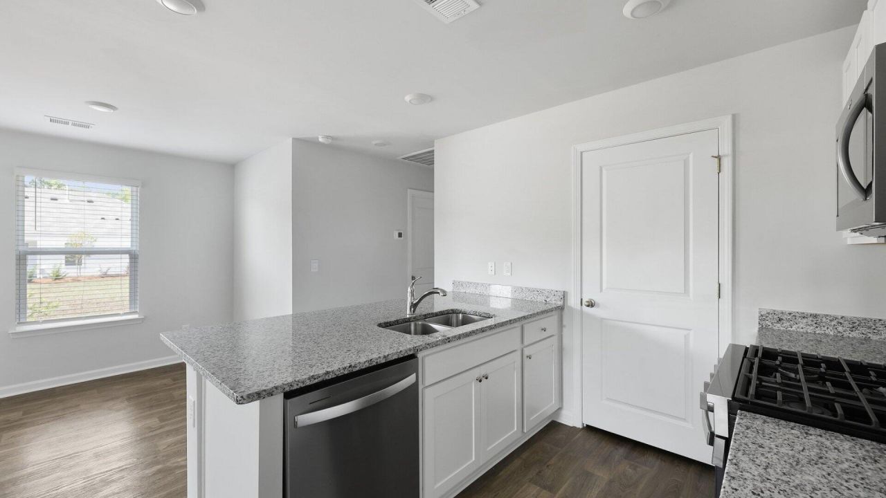 129 Mims Academy Drive Photo 10